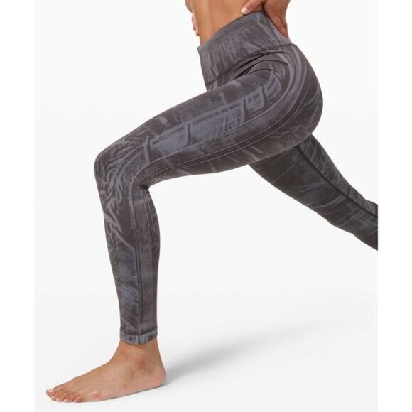 LULULEMON Ebb to Street Tight Sz 4 Stone Wash Graphite Grey - Picture 3 of 9